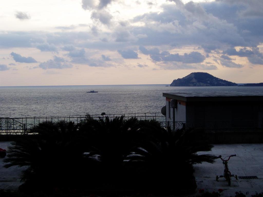 Miramare Residence Pozzuoli Exterior photo