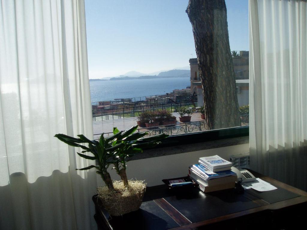 Miramare Residence Pozzuoli Room photo