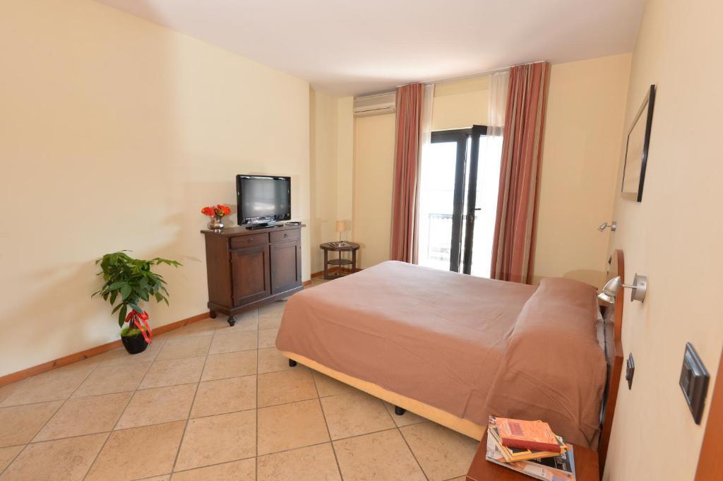 Miramare Residence Pozzuoli Room photo